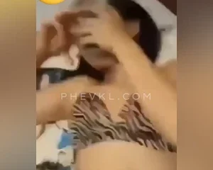 Địt em Trang – Lộc Thạch chỉ thèm Cu anh Việt xem buồn cười VL