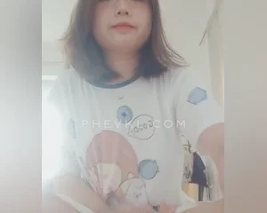 Em gái chubby tự quay thủ dâm cực múp